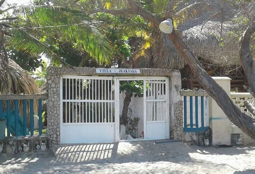 هتل Cabañas Villa Juakiana