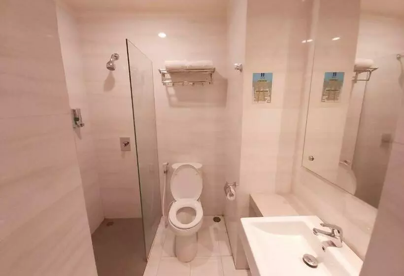 Halogen Hotel Merauke