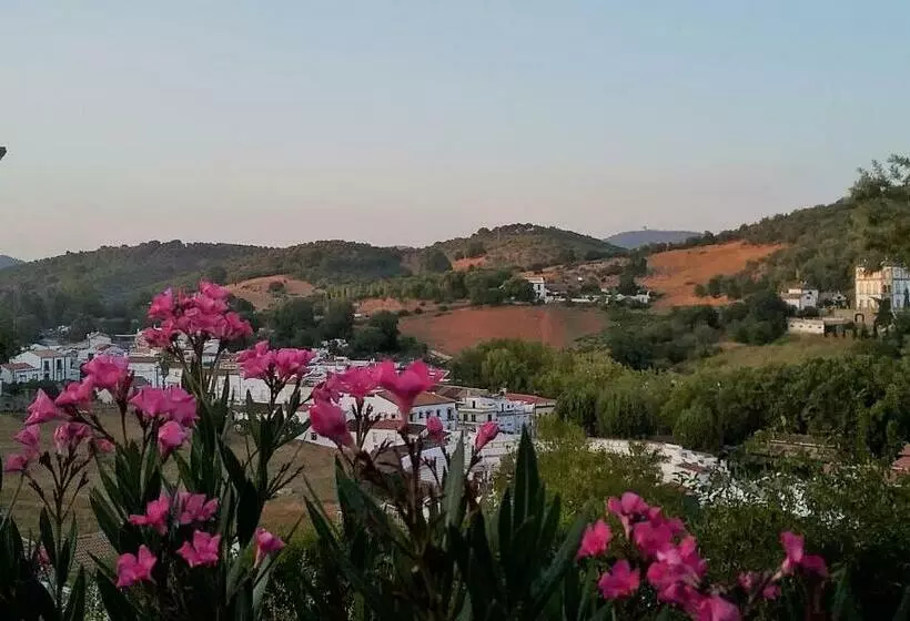پانسیون Casa Mesones. Rural Constantina Sevilla