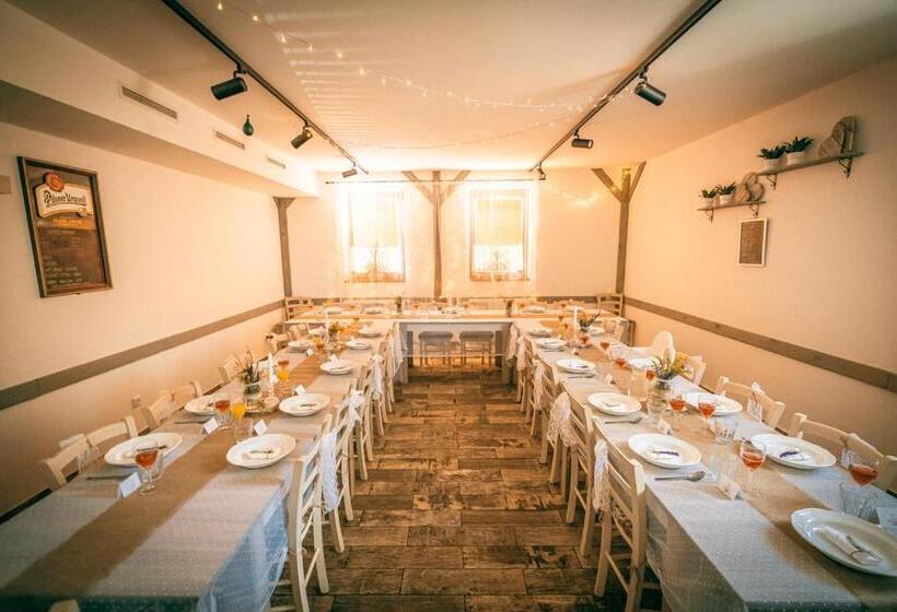 פנסיון Penzion Pastouška S Pohostinstvím