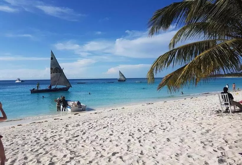 Majatalo Pumzika Kendwa Villa