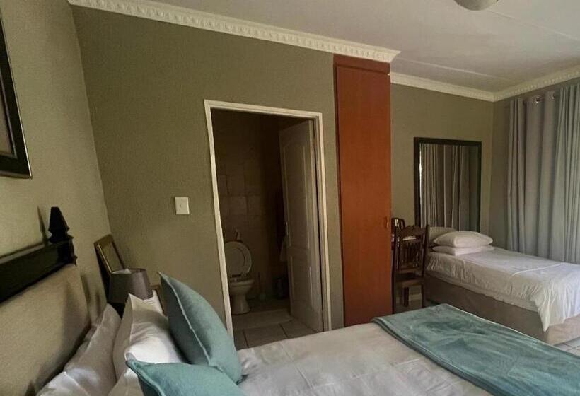 פנסיון Toro Guest House