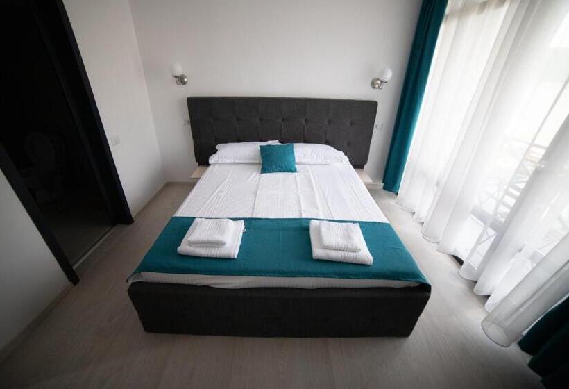 ペンション Vila La Faleza Dubova