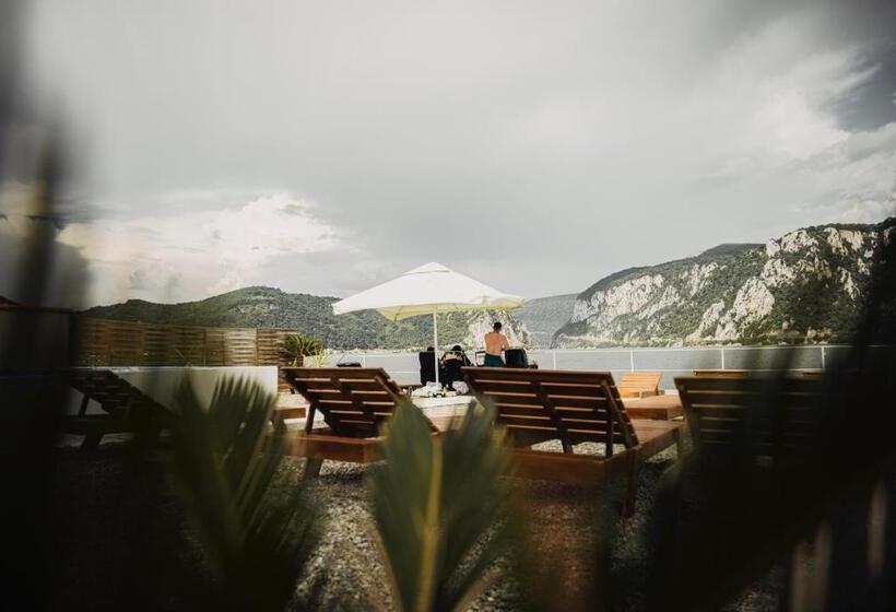 ペンション Vila La Faleza Dubova