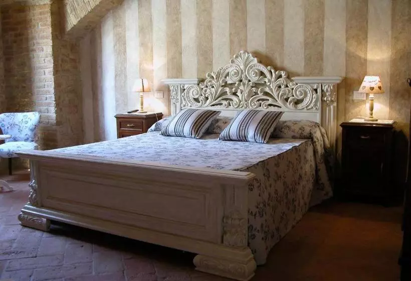 تختخواب و صبحانه Al Pozzo Dei Desideri