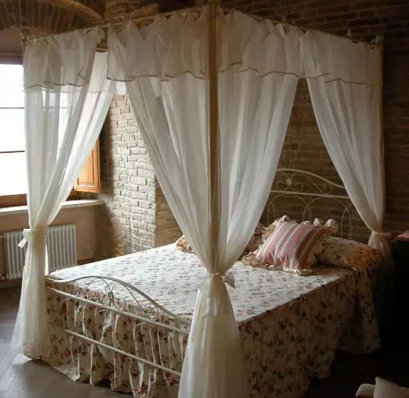 تختخواب و صبحانه Al Pozzo Dei Desideri