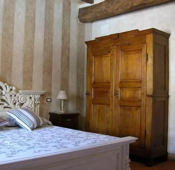 تختخواب و صبحانه Al Pozzo Dei Desideri