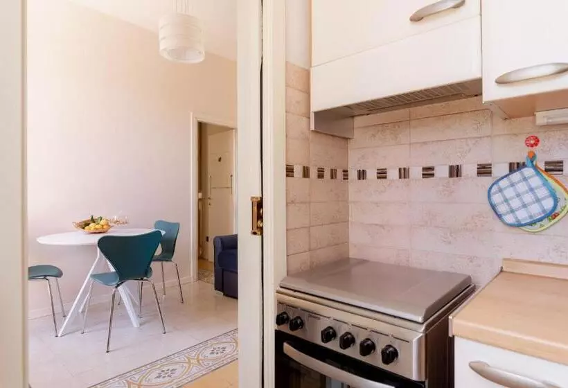 تختخواب و صبحانه Villa Romantica Wellness & Spa