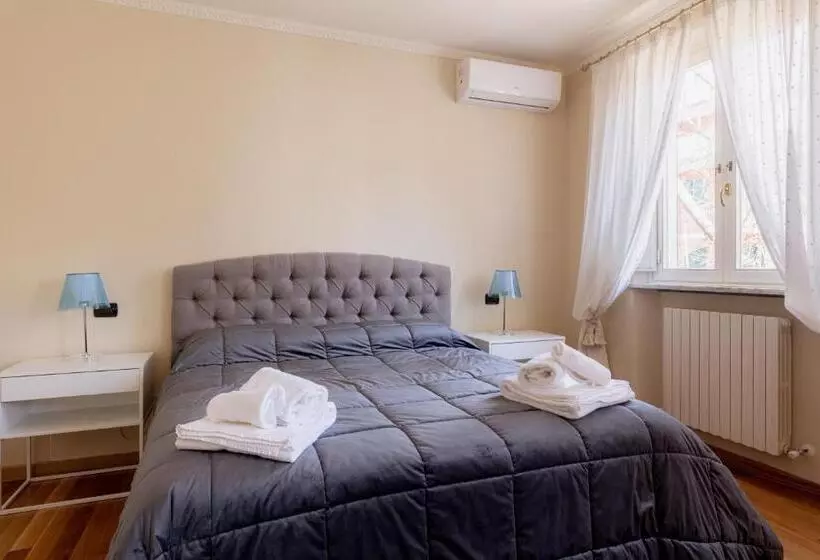 تختخواب و صبحانه Villa Romantica Wellness & Spa