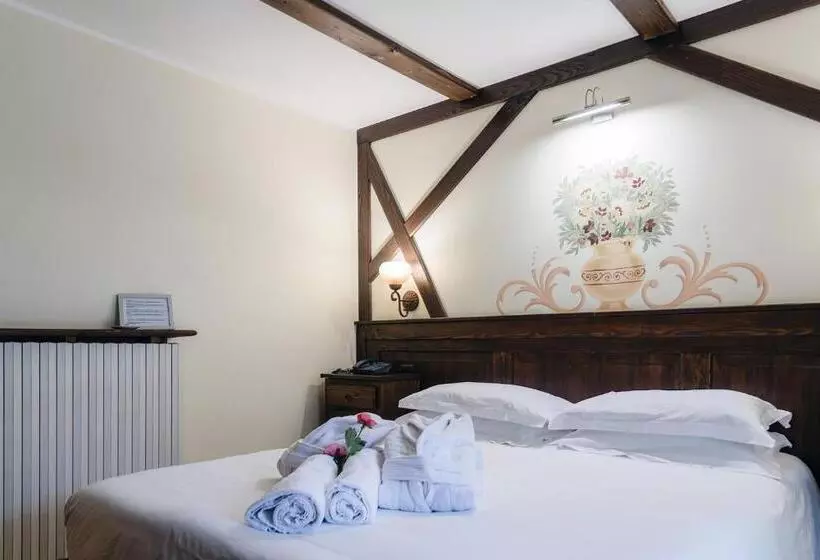 Chalet Du Lys Hotel & Spa