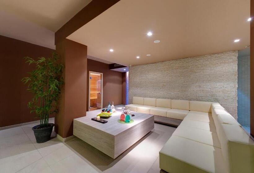 Chalet Du Lys Hotel & Spa