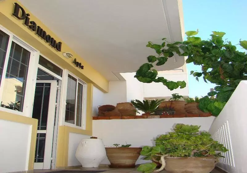 Diamond Apartments & Suites