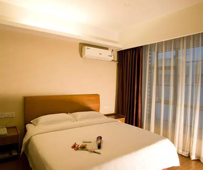 Holiday Villa Hotel & Residence Guangzhou