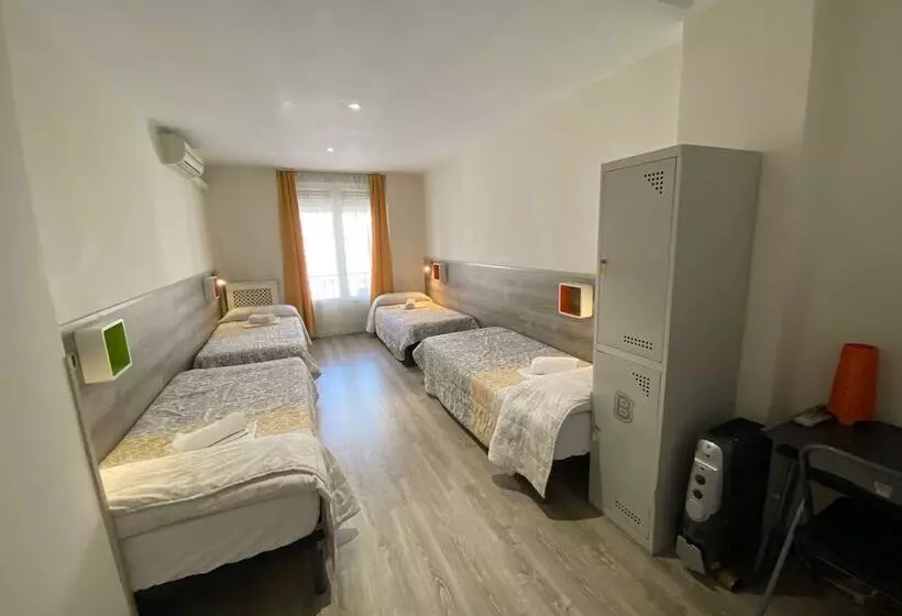 هاستل Muchomadrid