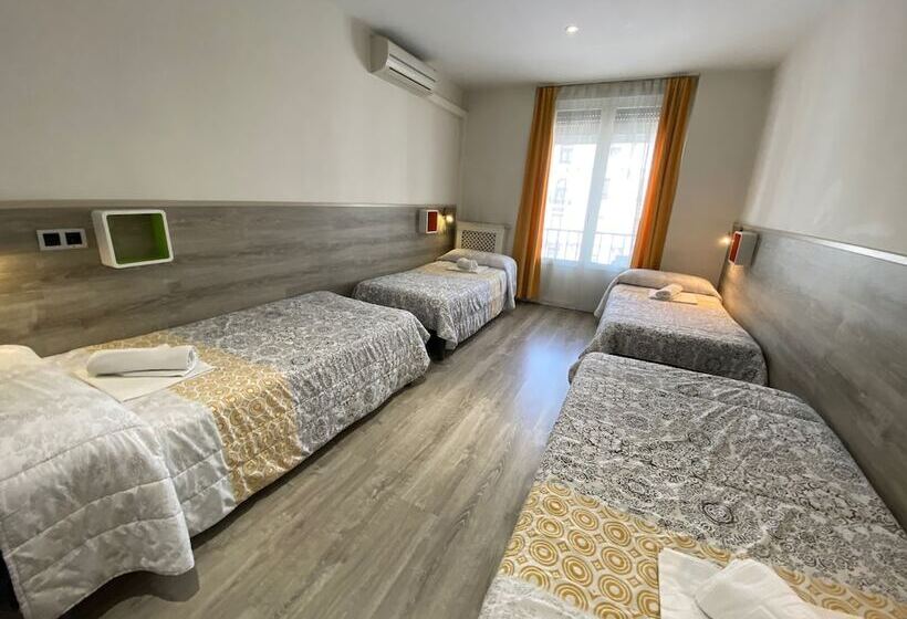 هاستل Muchomadrid