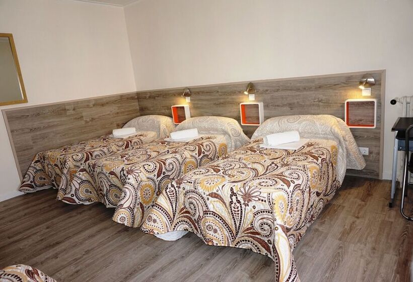 هاستل Muchomadrid