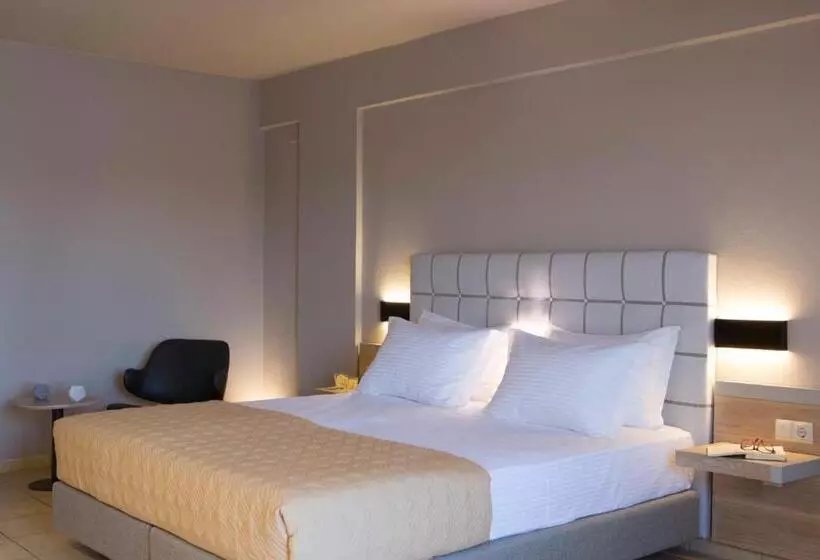 Отель Adriatica