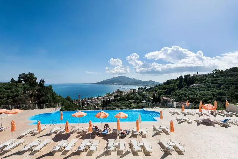 هتل Avalon Palace