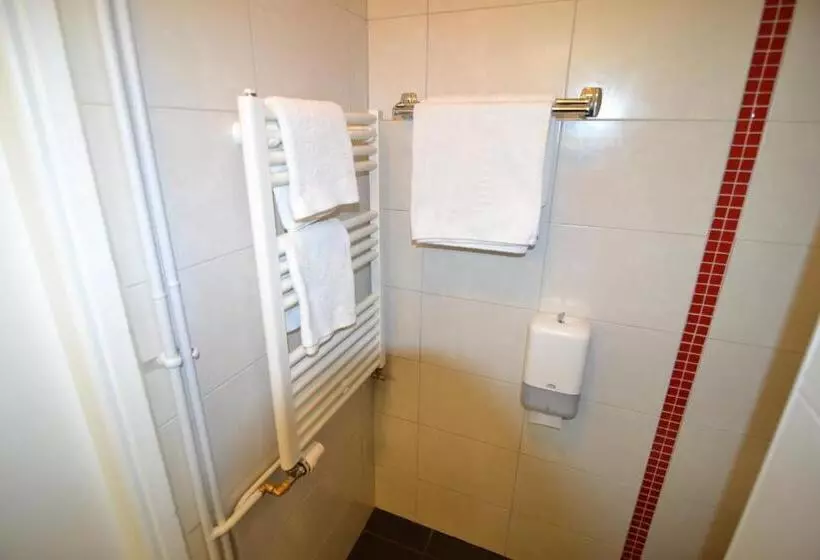 Brit Hotel Cahors   Le Valentré