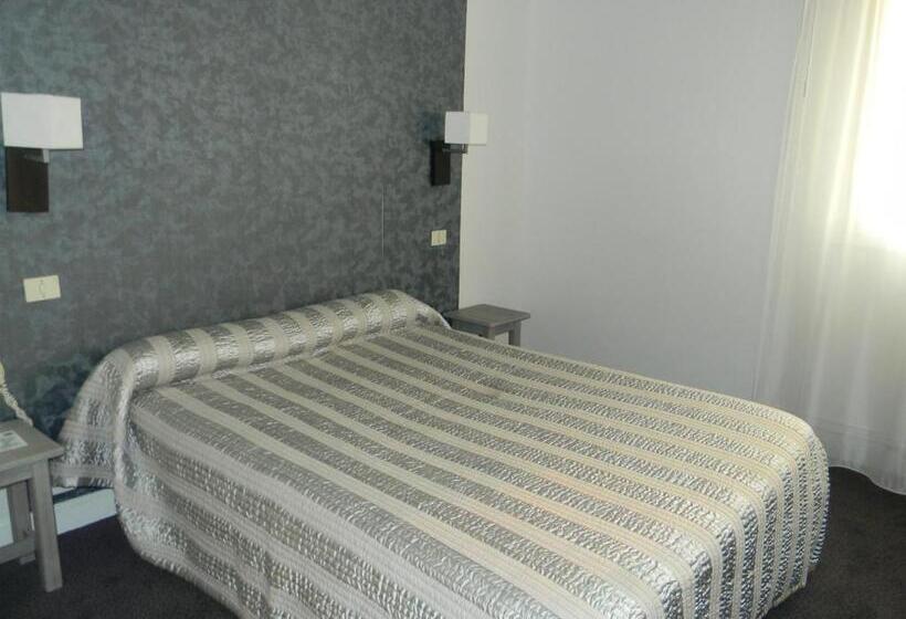 Brit Hotel Cahors   Le Valentré