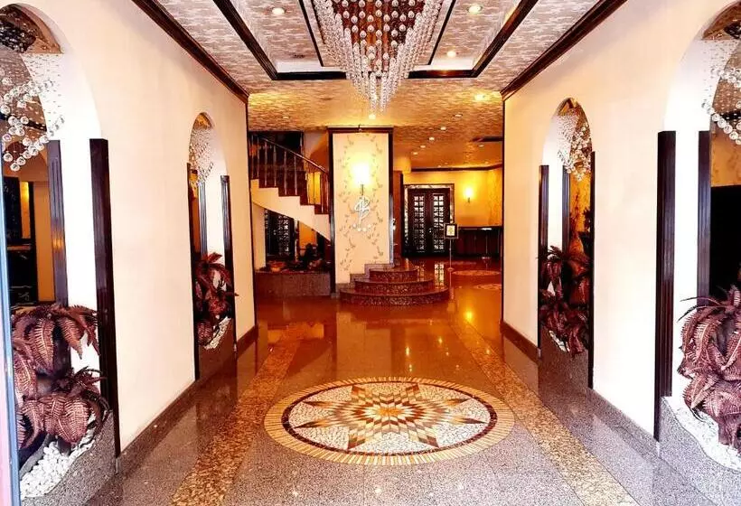 فندق Business Park