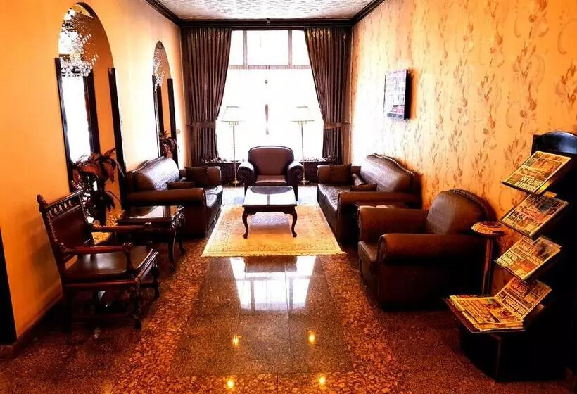 فندق Business Park