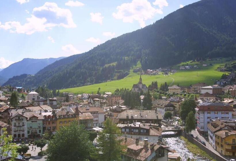 ホテル Catinaccio Rosengarten