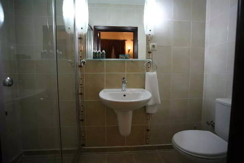 هتل Cevahir Konuk Evi