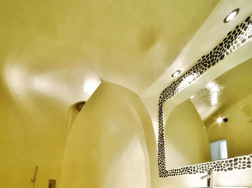هتل Chroma Suites