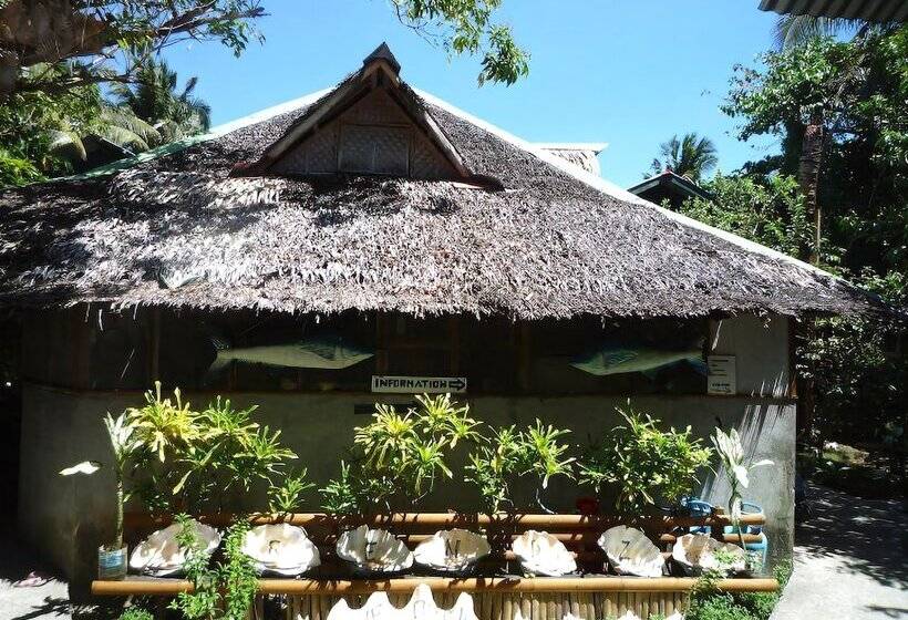 בית מלון כפרי Frendz Hostel Boracay