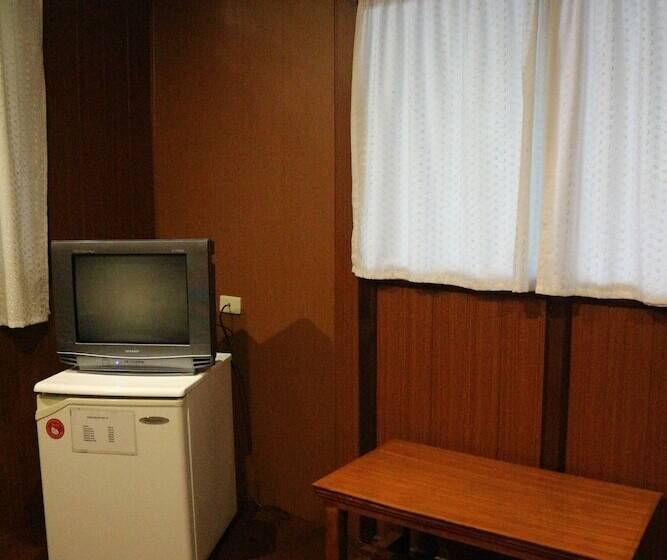 בית מלון כפרי Frendz Hostel Boracay