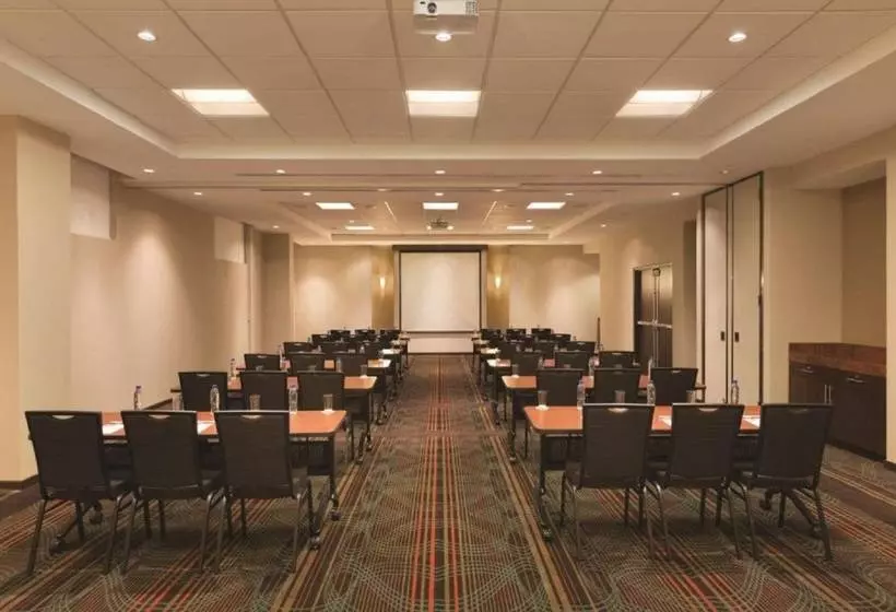 酒店 Hyatt Place San Jose Pinares