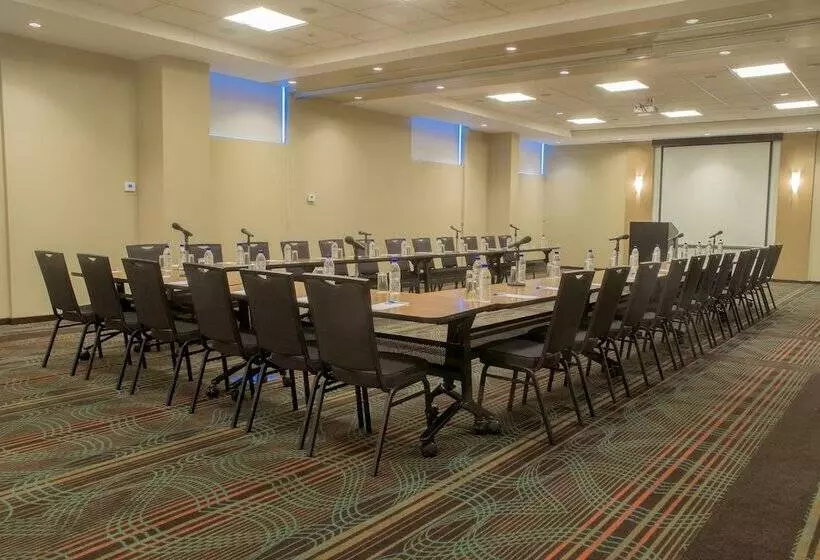 酒店 Hyatt Place San Jose Pinares