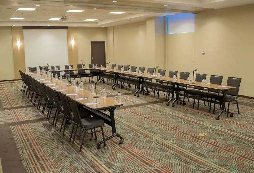 酒店 Hyatt Place San Jose Pinares