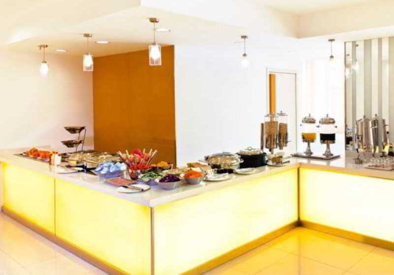 Отель Ibis Guangzhou Gdd