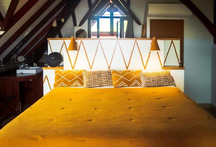 هتل La Suite Villa