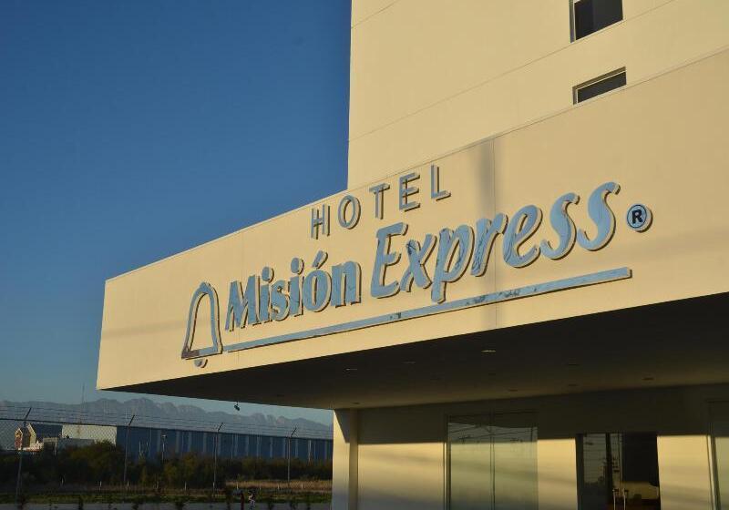 فندق Mision Express Monterrey Aeropuerto La Fe