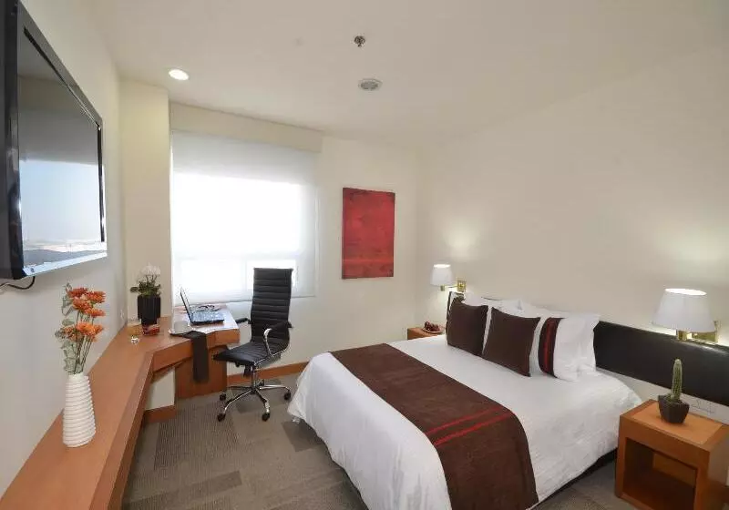 Hotel Mision Express Monterrey Aeropuerto La Fe