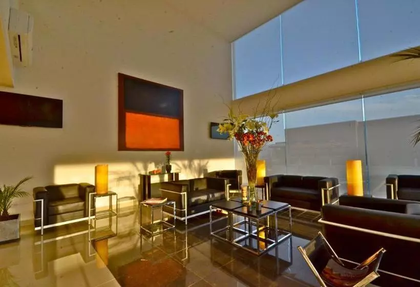 Hotel Mision Express Monterrey Aeropuerto La Fe