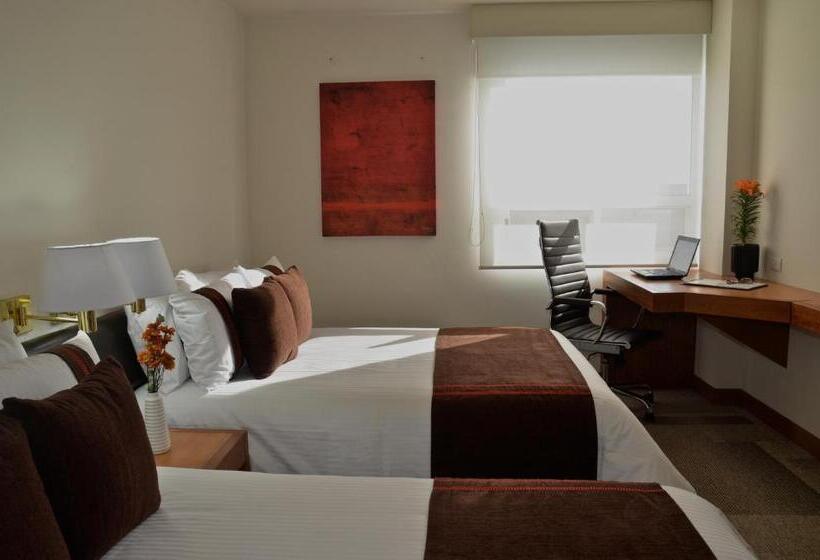 فندق Mision Express Monterrey Aeropuerto La Fe