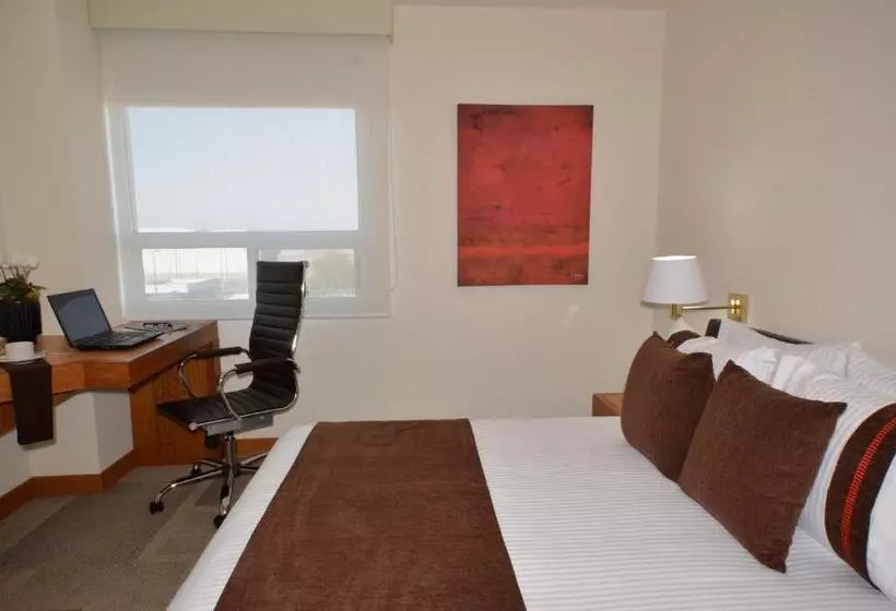 Hotel Mision Express Monterrey Aeropuerto La Fe