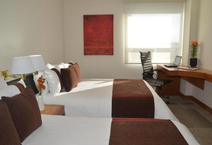 فندق Mision Express Monterrey Aeropuerto La Fe