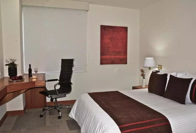 Hotel Mision Express Monterrey Aeropuerto La Fe