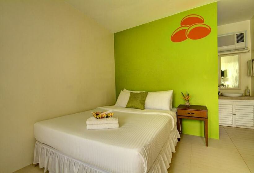 Отель Momo Beach House