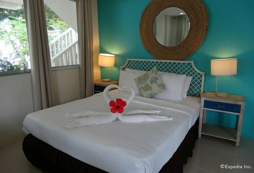 Отель Momo Beach House