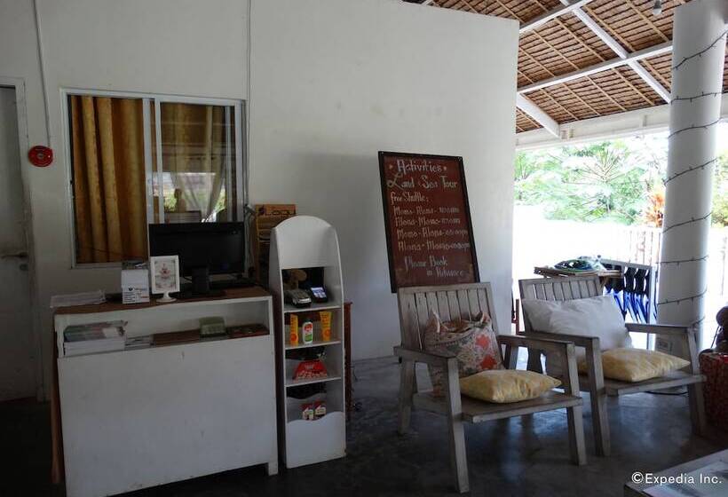 Отель Momo Beach House