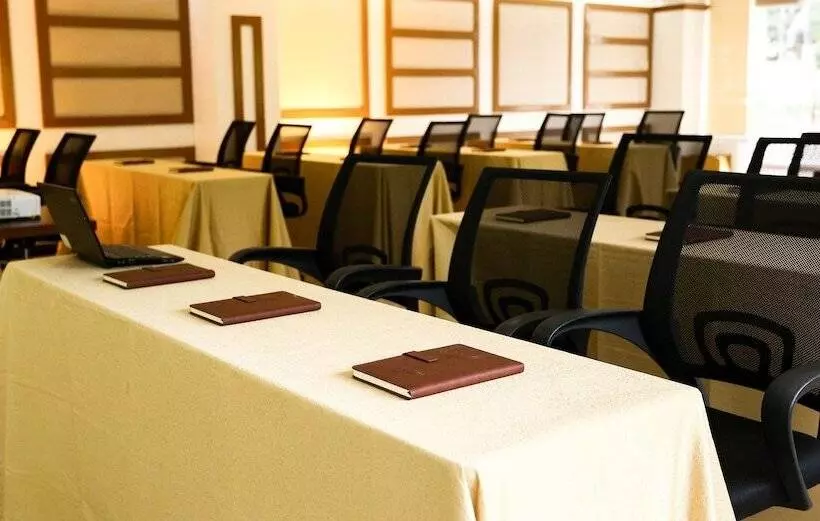 The Lake Hotel Tagaytay