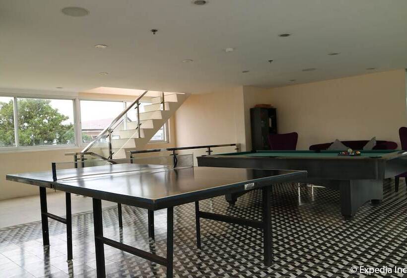 The Lake Hotel Tagaytay