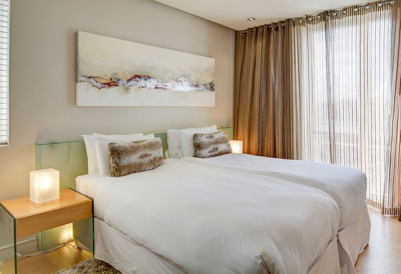 בית מלון כפרי V&a Waterfront Marina