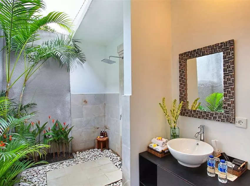 ホテル Villa Biru